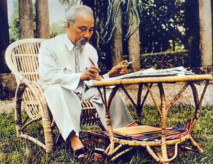 Songs about President Ho Chi Minh - ảnh 1